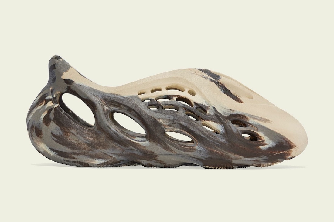 阿迪达斯Yeezy泡沫跑步鞋“MX奶油粘土”8月2日发布